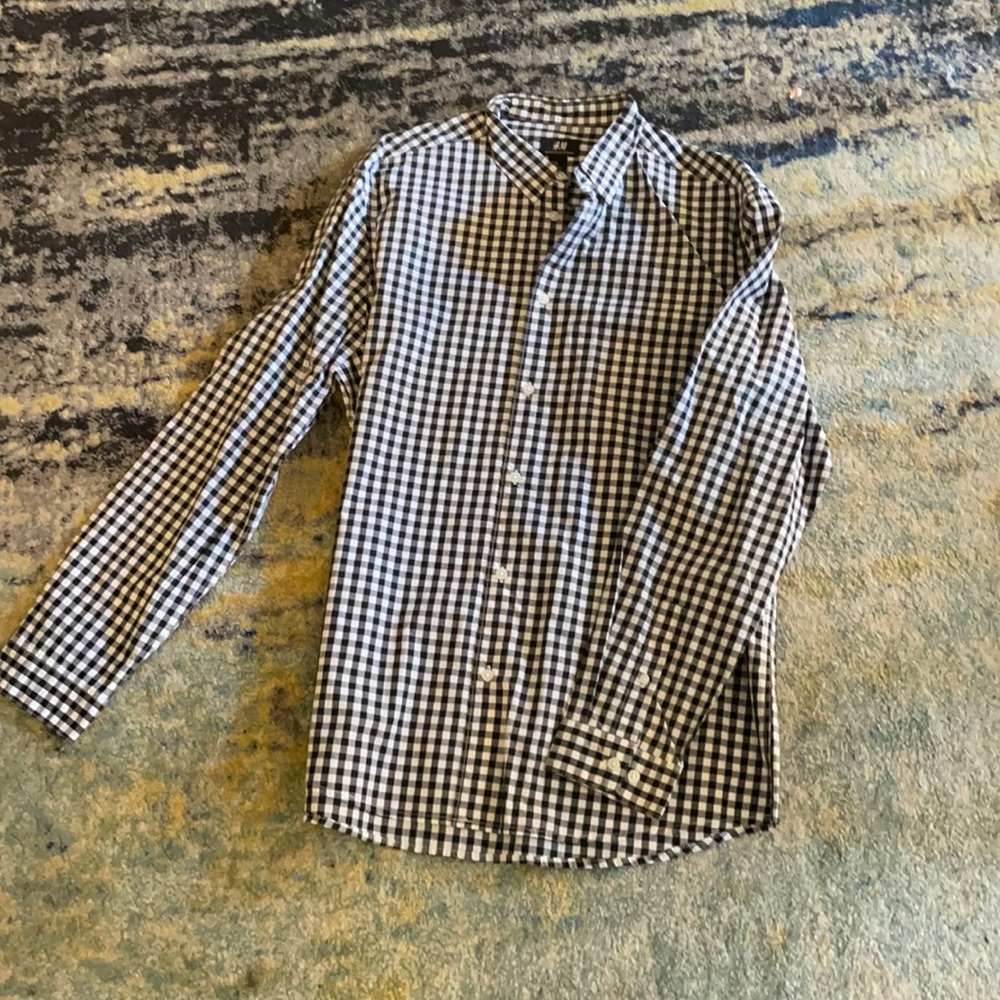 NWOT men’s black and white checker button down